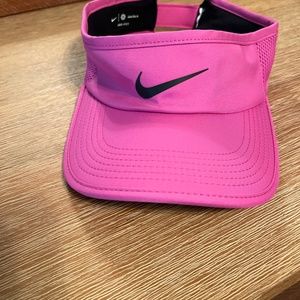 Nike visor